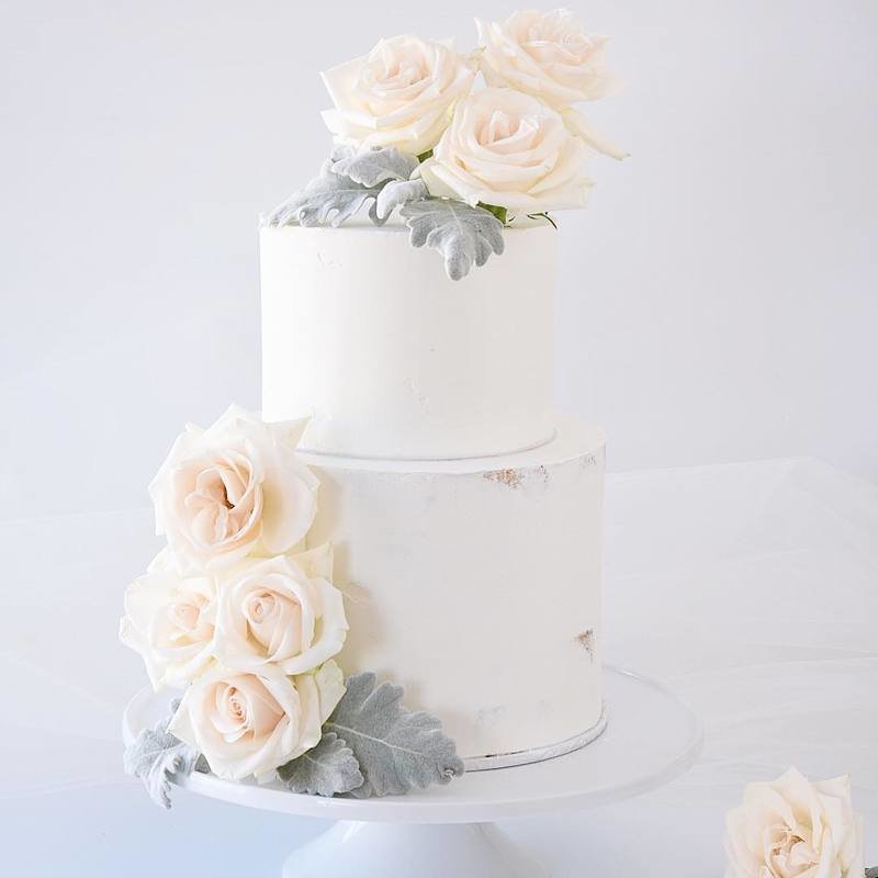 Свадебный торт с цветам 2057